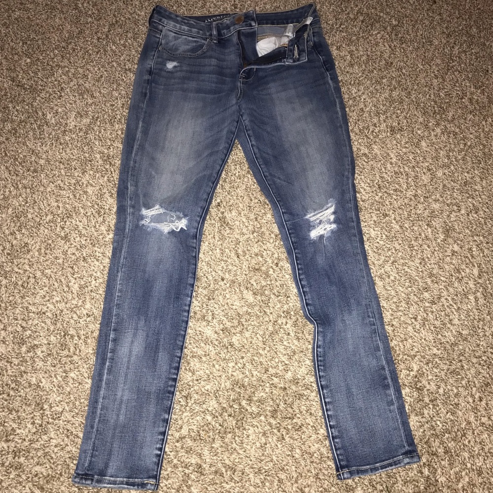 American Eagle Distressed Jeggings